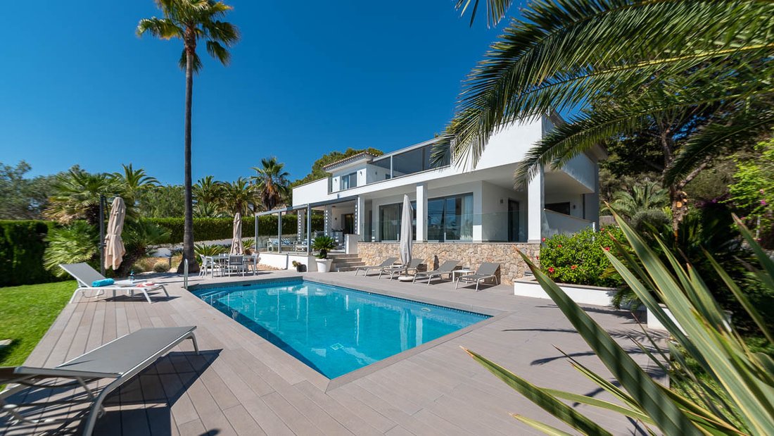 Villa in Santa Ponsa, Balearic Islands, Spain 1 - 12128496