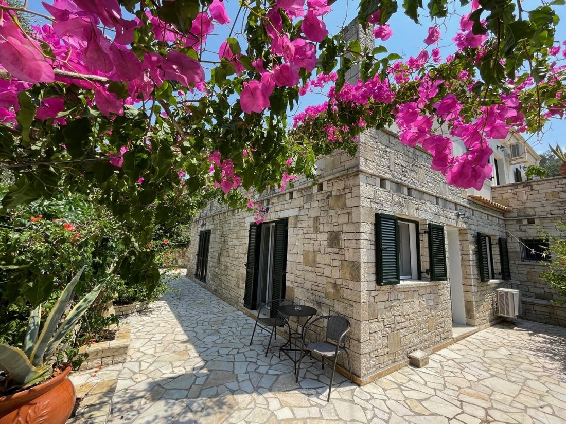 Villa in Paxi, Peloponnese, Western Greece and the Ionian, Greece 1 - 12128784
