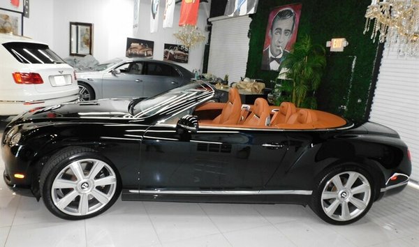 Bentley Continental (12127945)
