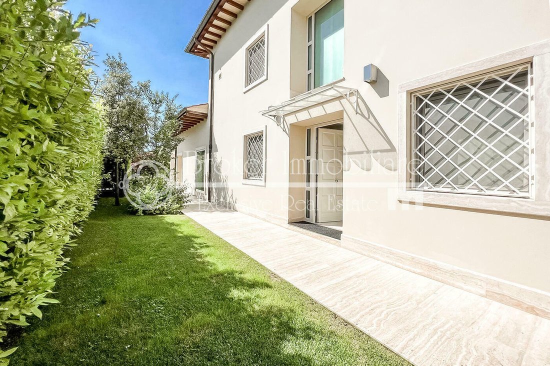 Villa en Forte dei Marmi, Toscana, Italia 3 - 12132049