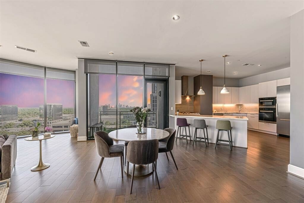 Breathtaking Condo At The Astoria En Houston, Texas, Estados Unidos En