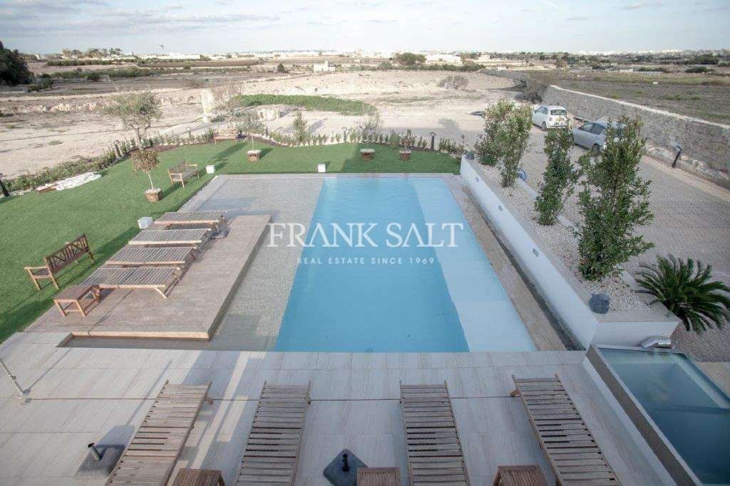 Siggiewi, Furnished House Of Character In Siggiewi, Malta For Sale