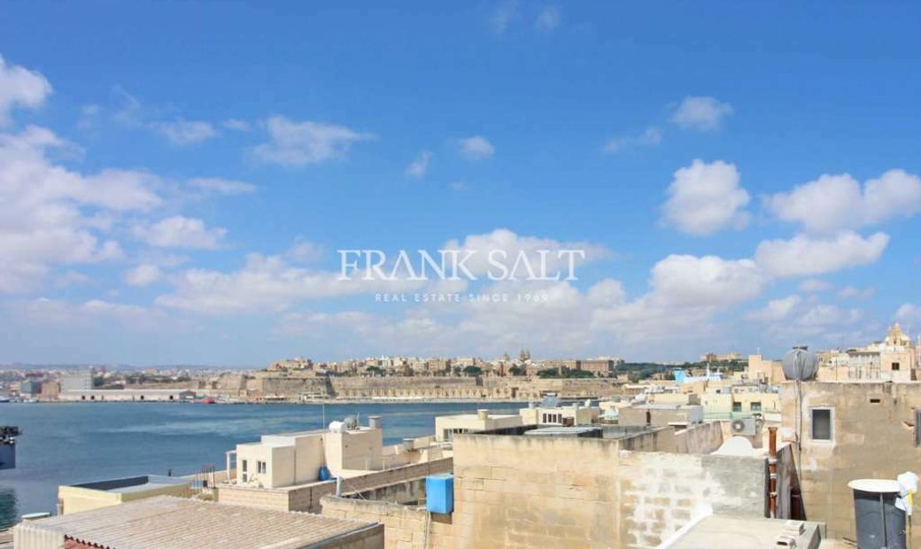 Senglea, Large Town House In Senglea, Malta For Sale (11132475)