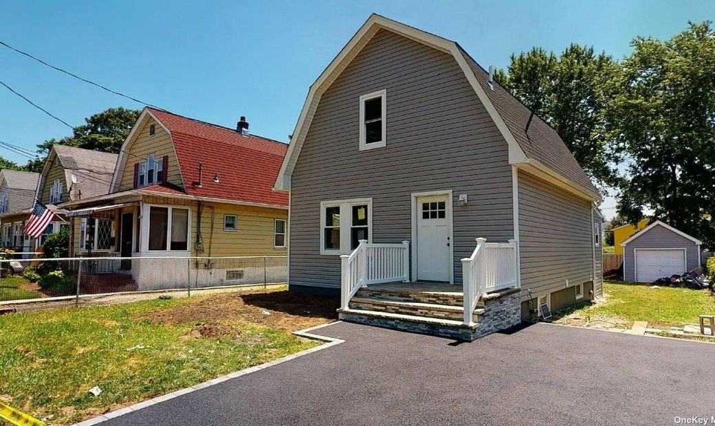 House Freeport In Freeport, New York, United States For Sale (12132159)