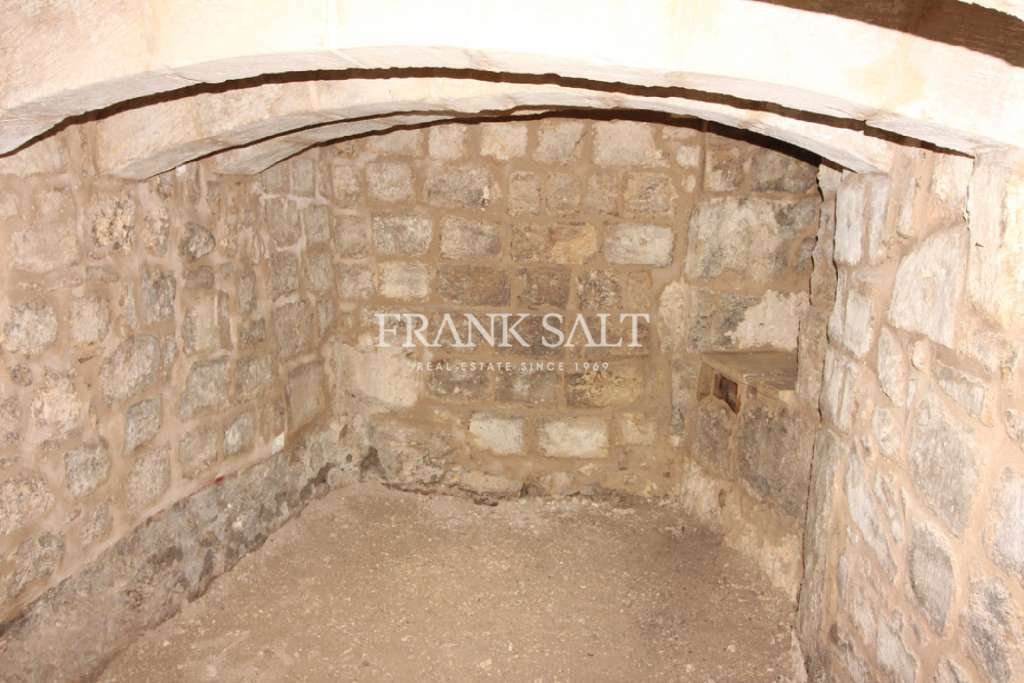 Rabat, Unconverted House Of Character In Ir Rabat, Malta For Sale