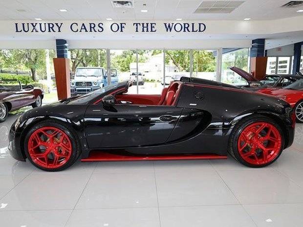 Bugatti Veyron in Ft lauderdale, FL, United States 1