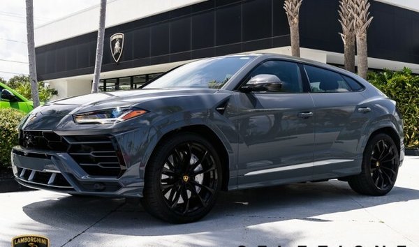 Lamborghini Urus (12136580)