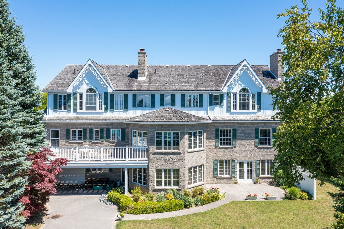 Waterfront Oke Woodsmith En Zurich, Ontario, Canadá En Venta (12135515)