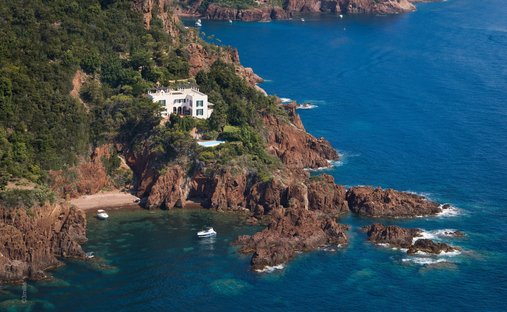 Casa en Théoule-sur-Mer, Provenza-Alpes-Costa Azul, Francia 1