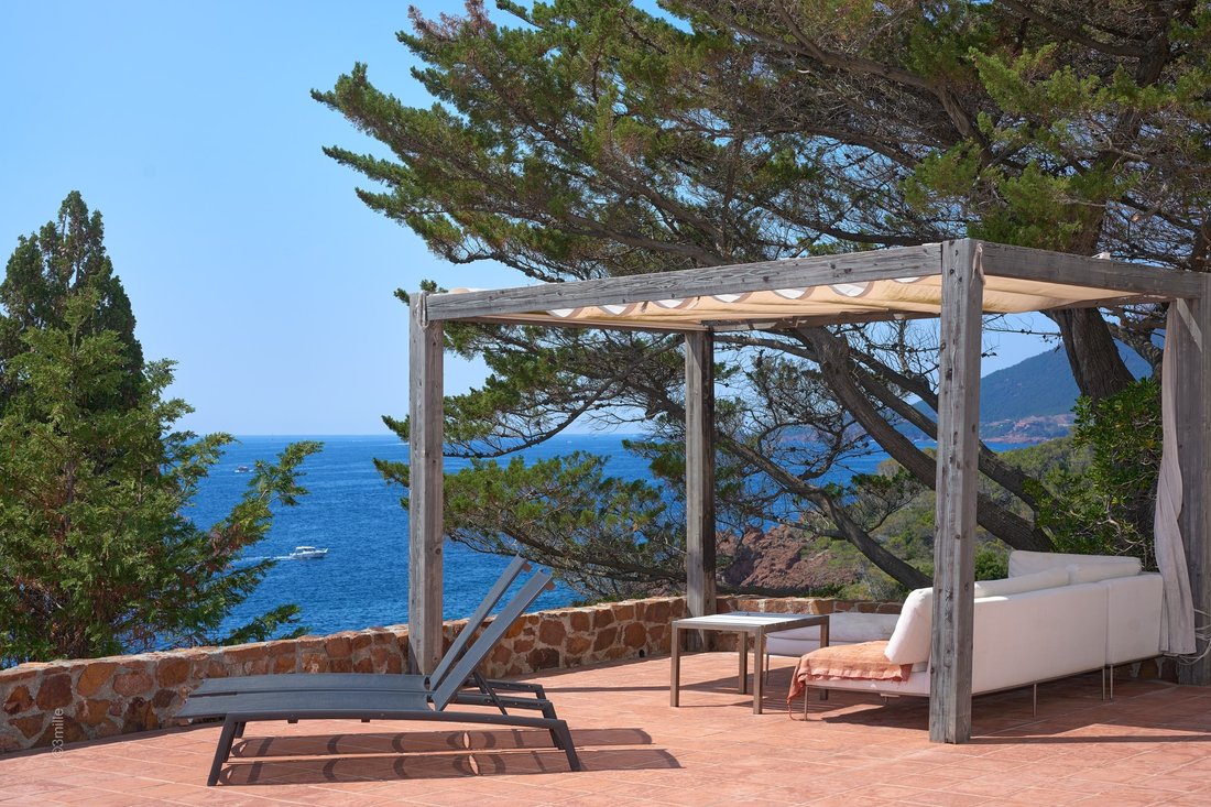 House in Théoule-sur-Mer, Provence-Alpes-Côte d'Azur, France 5 - 12137366
