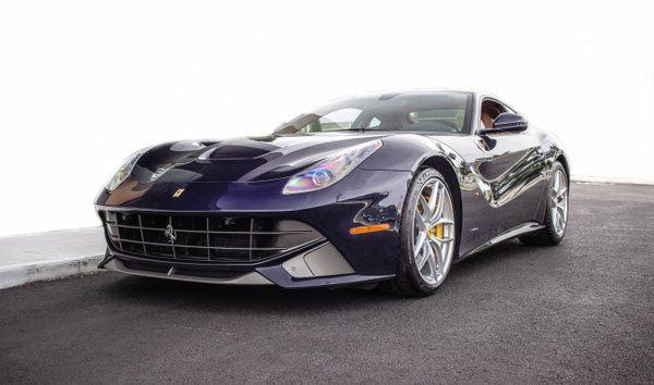 2014 Ferrari F12 rwd (12137543)