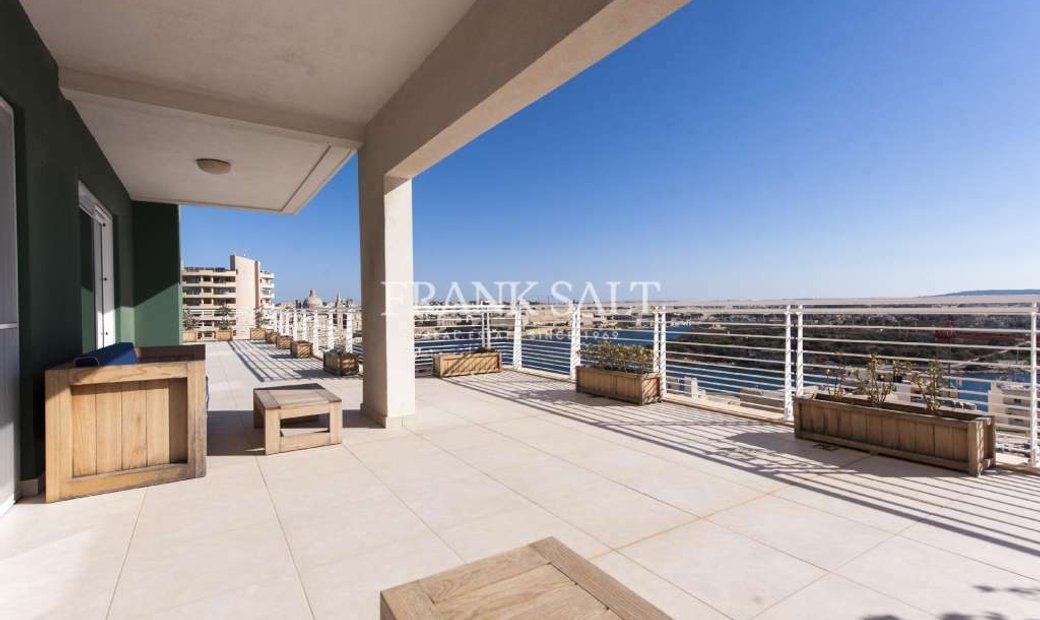 Fort Cambridge, Furnished Duplex Apartment In Sliema, Malta For Sale 