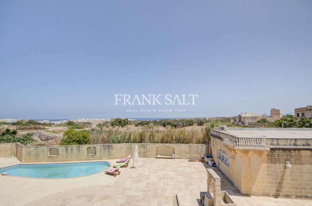 Zejtun, Converted Farmhouse In Hal Kirkop, Malta For Sale (11552148)