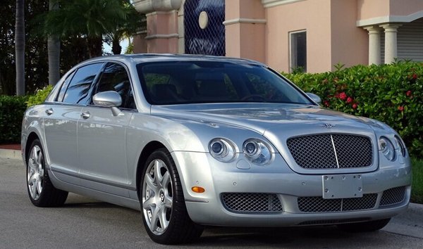 Bentley Continental (10568814)