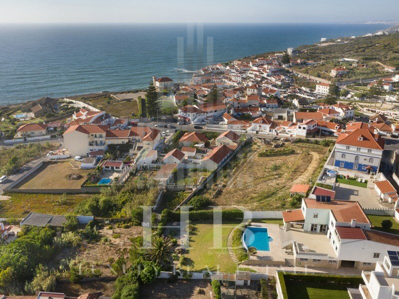 House 5 Bedrooms Triplex Sale Sintra In Colares, Lisbon, Portugal For