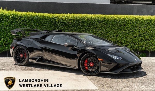 2022 Lamborghini Huracan STO (12111151)