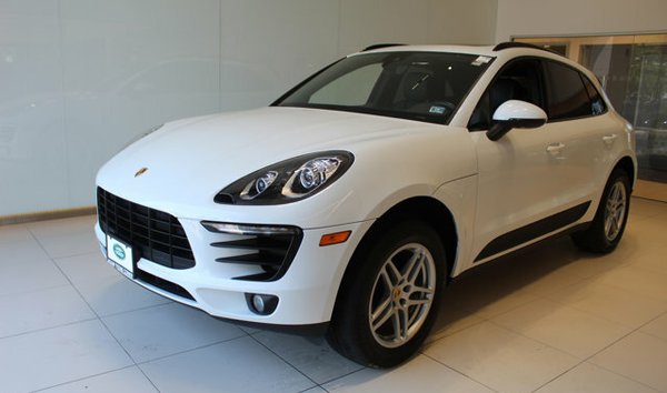 Porsche Macan 4DR SUV AWD (12136001)