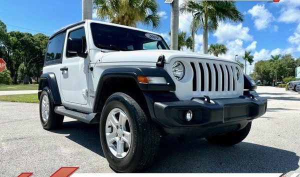 Jeep Wrangler Sport S (12136147)
