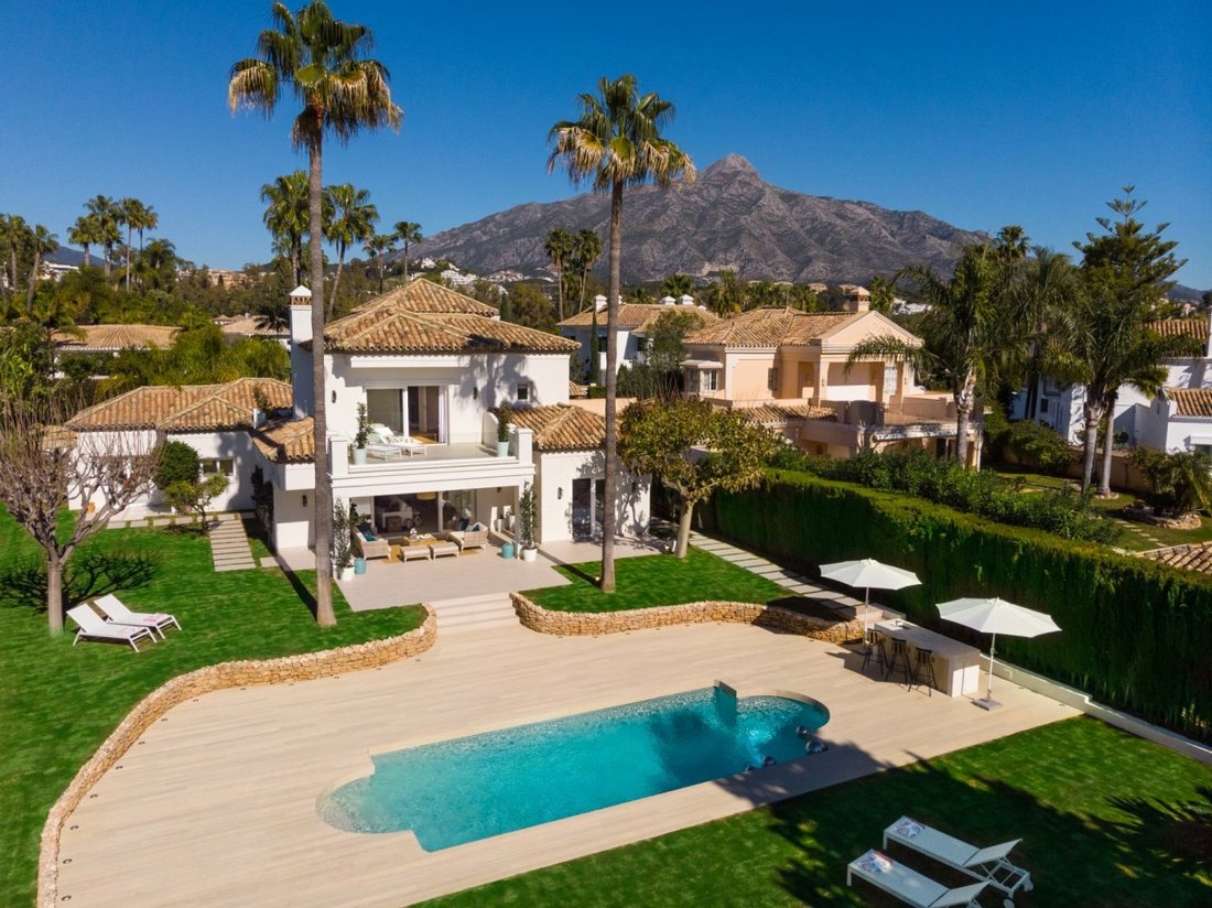 Beautiful Front Line Golf Villa At Los Naranjos In Marbella, Andalusia ...