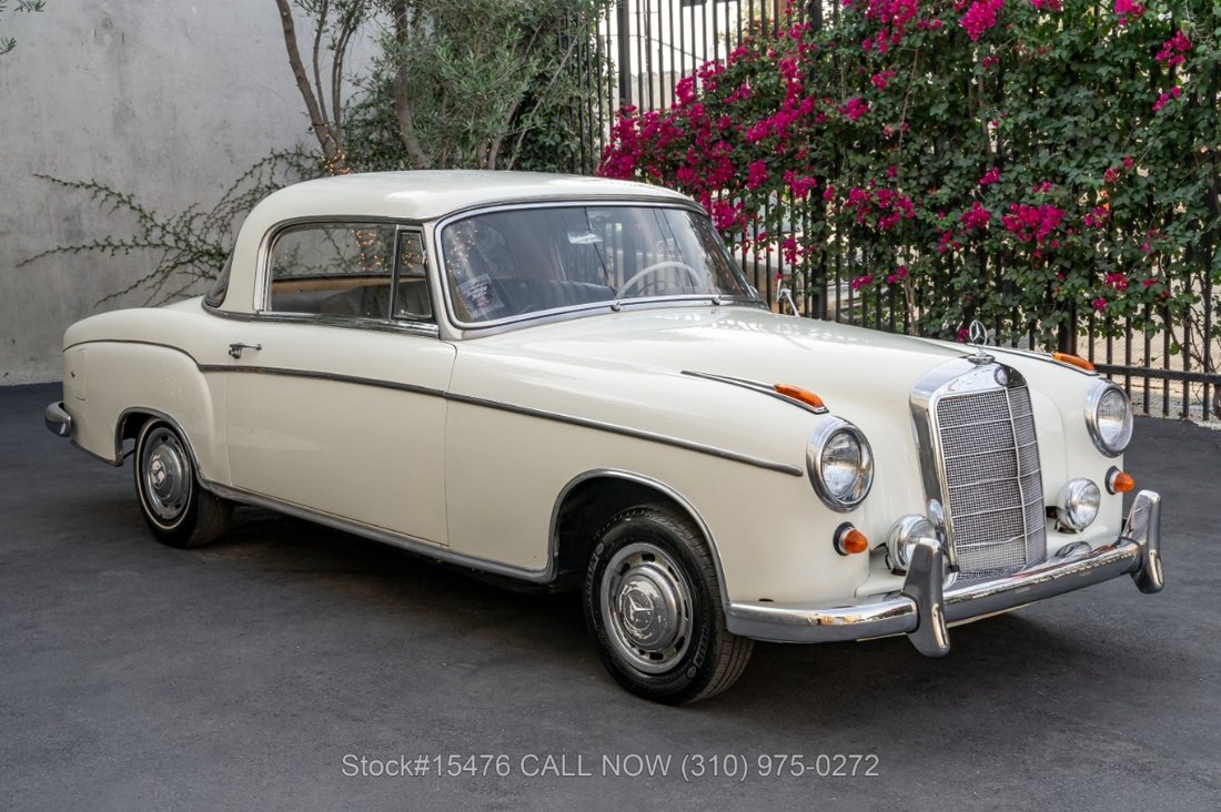 Mercedes-Benz 220SE in Los Angeles, CA 3 - 12139728