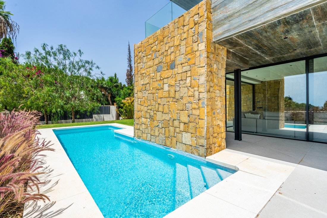 Villa in Sierra Blanca, Marbella, Spain 4 - 12130653
