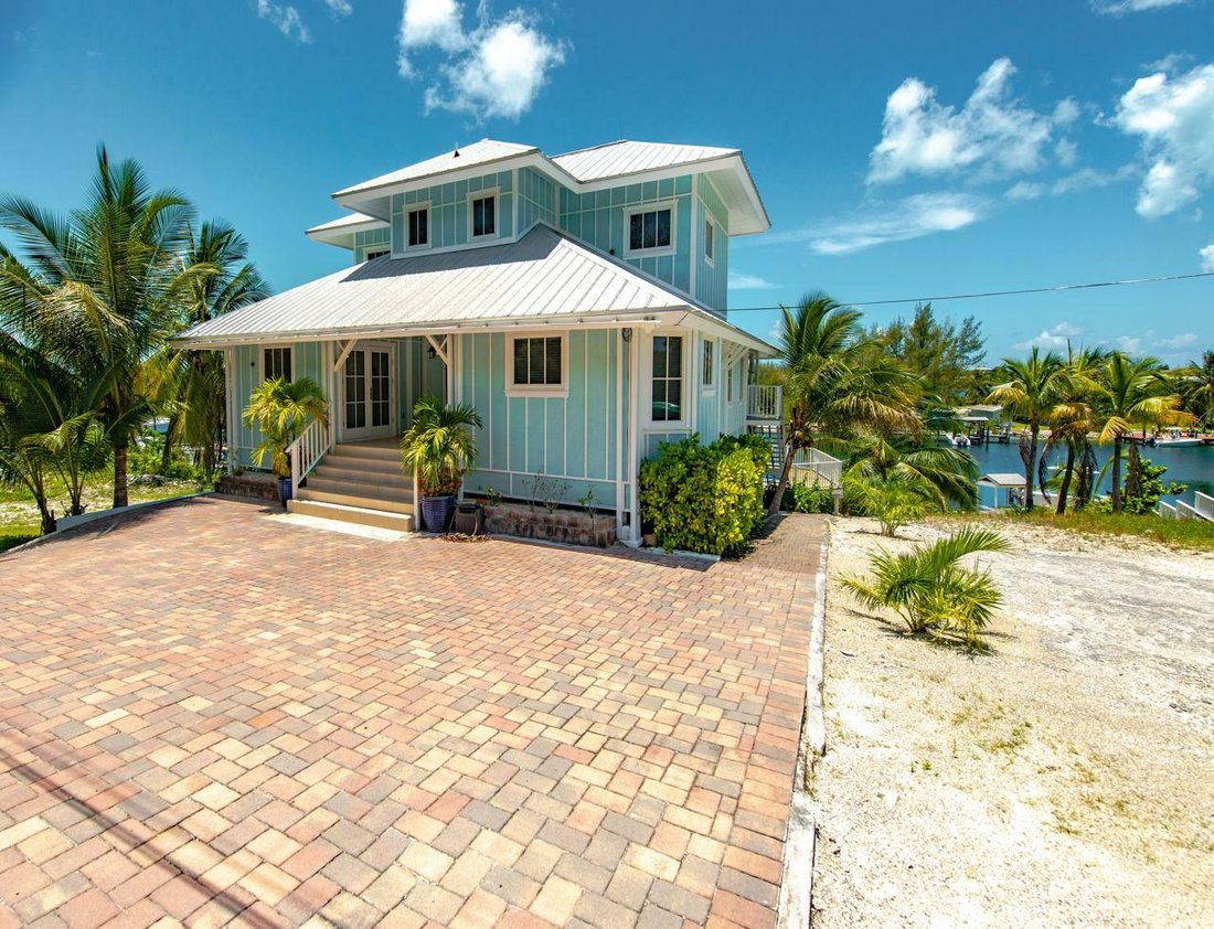 Berry Islands Canal Front Home In Bullock Harbour, Berry Islands, The ...