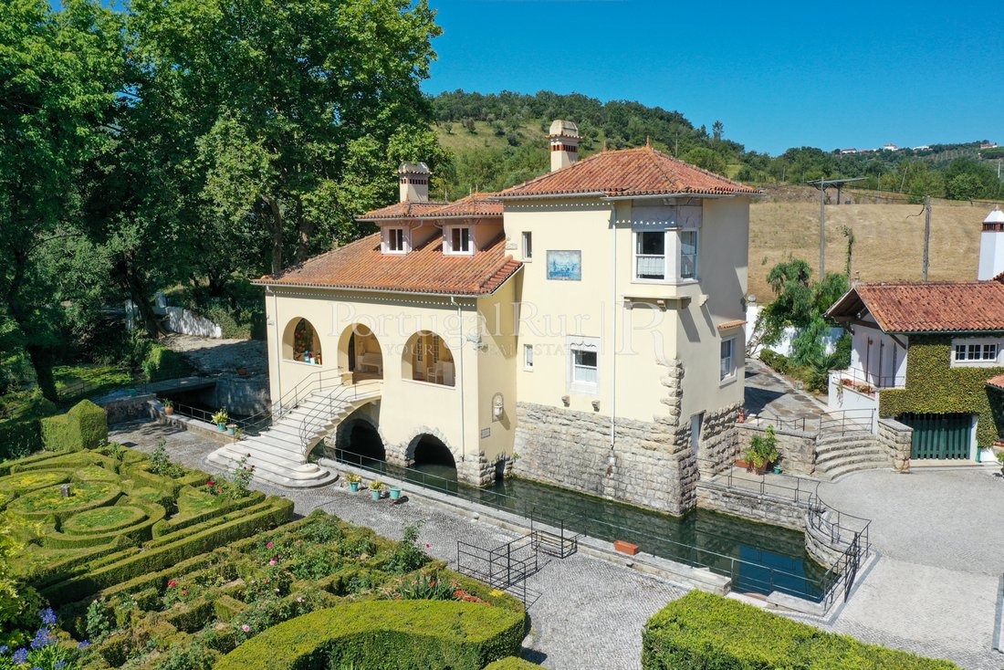 Charming Farm, Next To The River Liz In Leiria, Leiria District, Portugal For Sale (12133074)