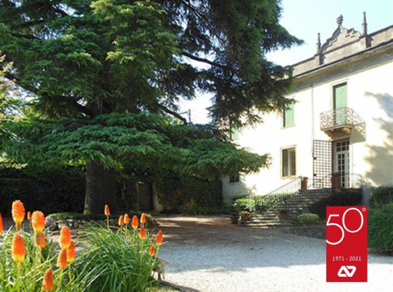 Villa in Longare, Veneto, Italy 2 - 12146123