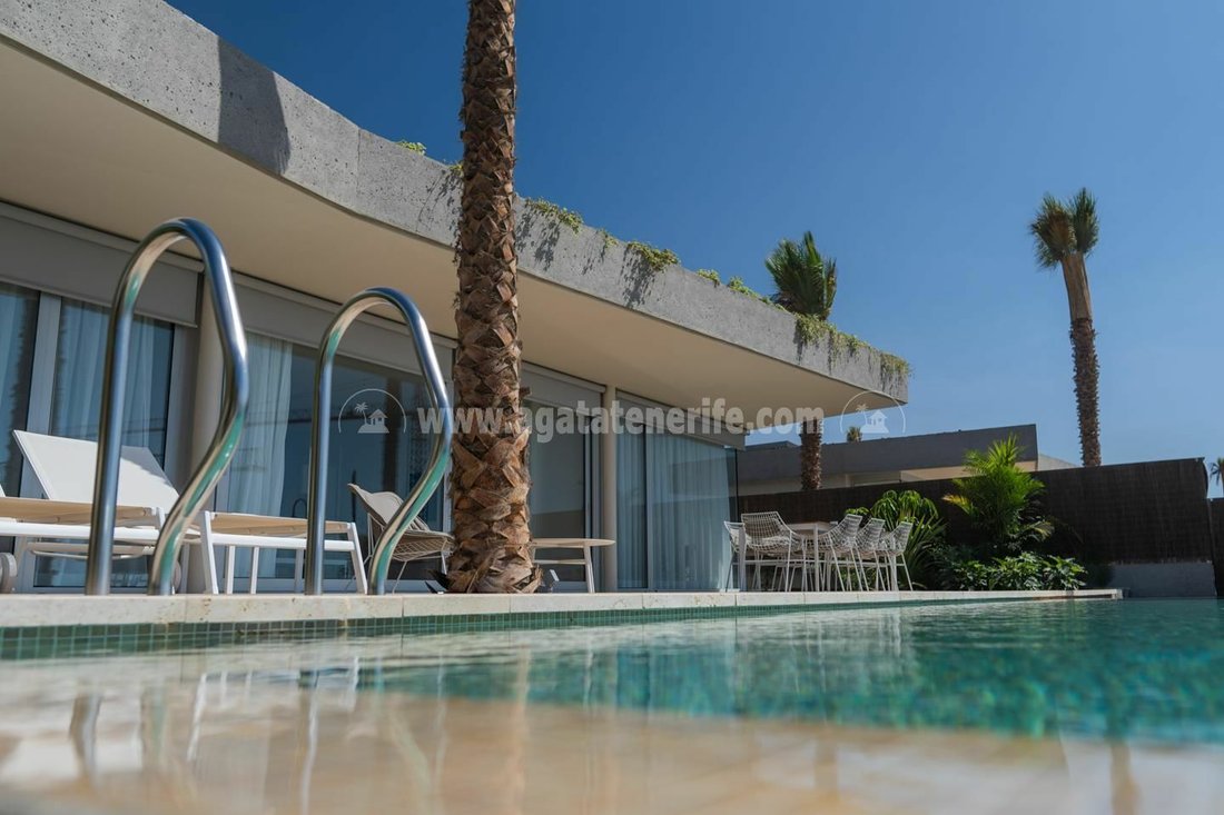 Villa in Guia de Isora, Canary Islands, Spain 3 - 12145557