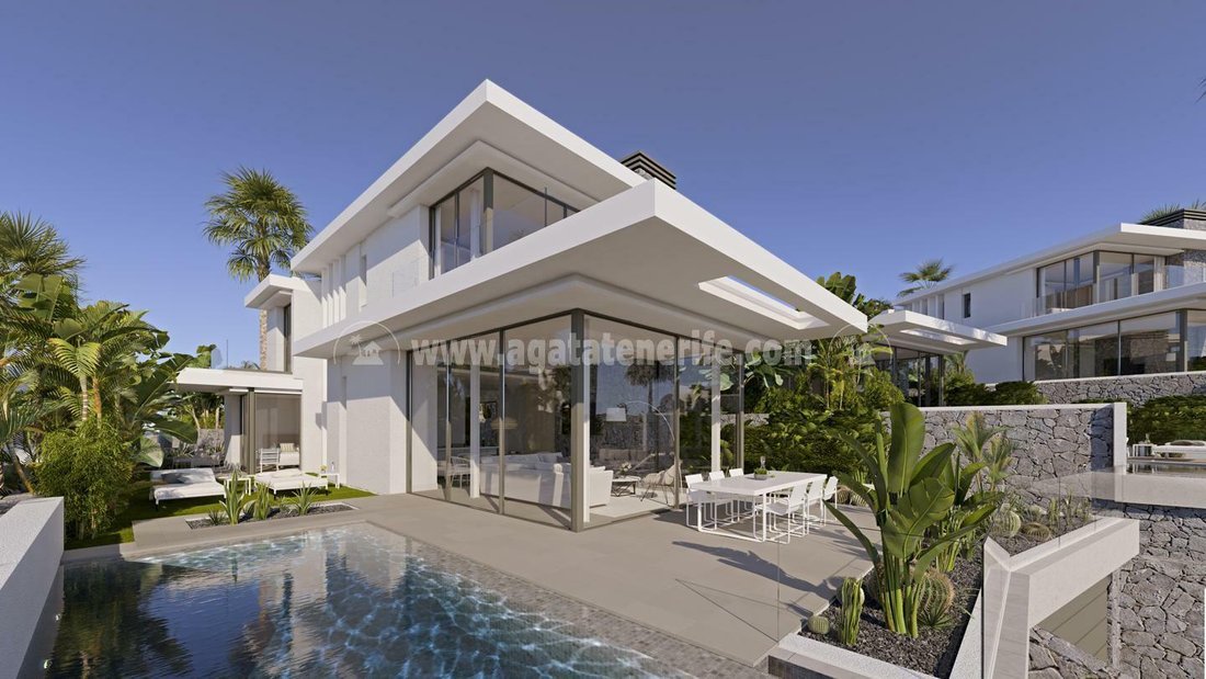 Villa in Guia de Isora, Canary Islands, Spain 2 - 12145550