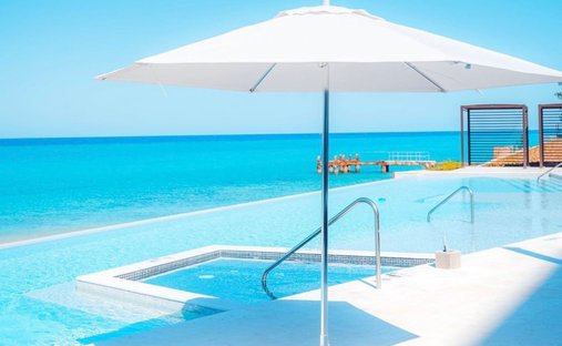 Condo in St.George's, St. George's Parish, Bermuda 1