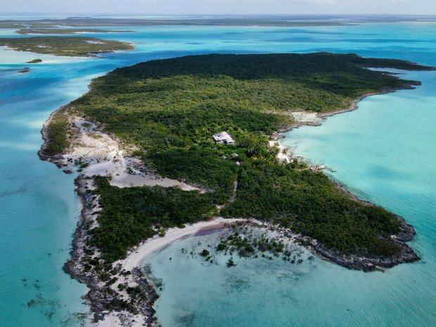 Private Island in Rolleville, Exuma, The Bahamas 1