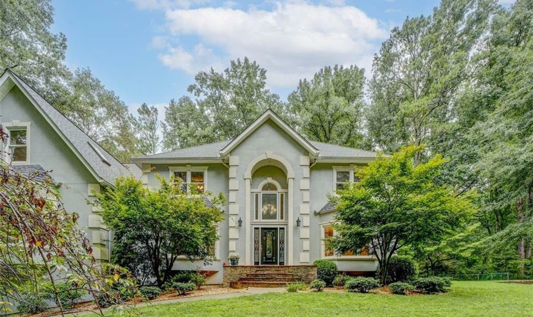 5 Bedrooms Single Family Detached En Canton, Estados Unidos En