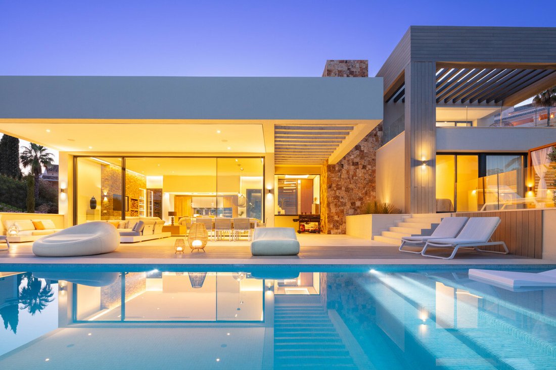 Villa in Nueva Andalucia, Marbella, Spain 1 - 12130639