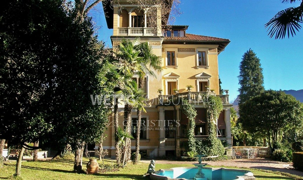Luxury Villa Floridiana In Lugano For Sale In Porza, Ticino