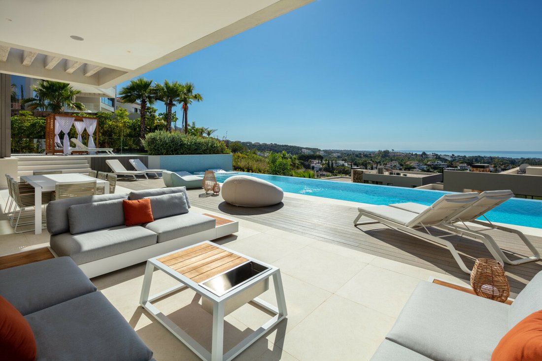 Villa in Nueva Andalucia, Marbella, Spain 5 - 12130639