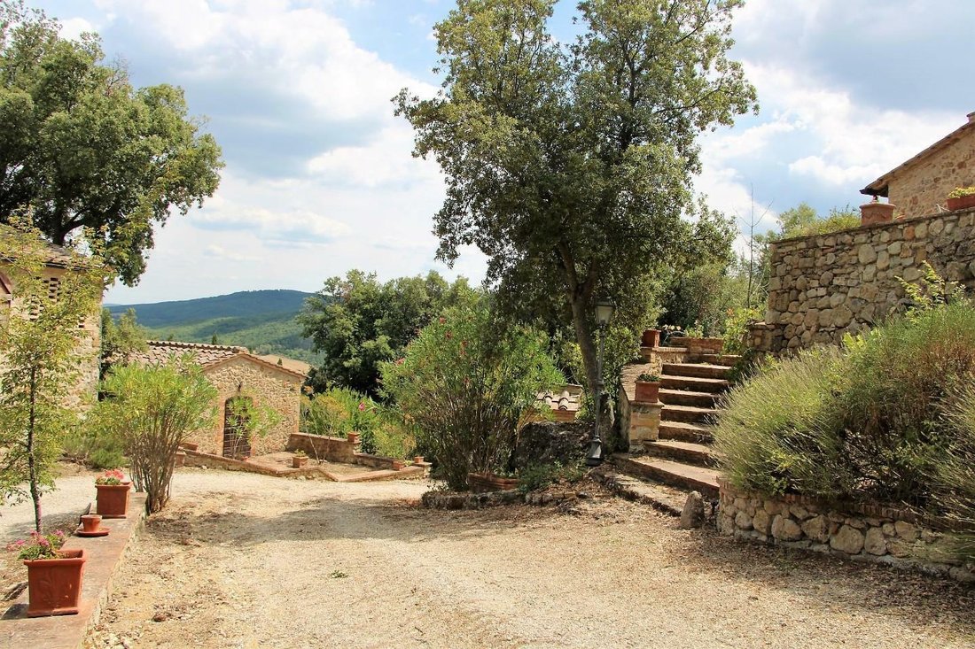 Casale In Vendita A Casole D'elsa Composto Da In Casole D'elsa, Tuscany, Italy For Sale (12066020)