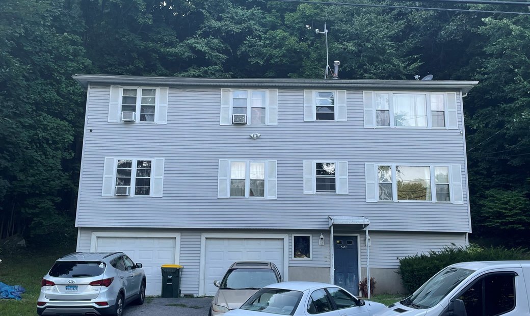 5 Multi Family Homes Sold As One En Ansonia, Connecticut, Estados
