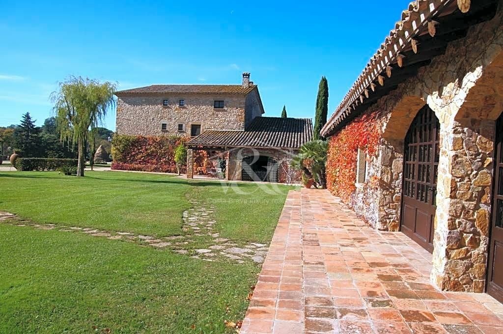 Villa in Forallac, Catalonia, Spain 4 - 12153592