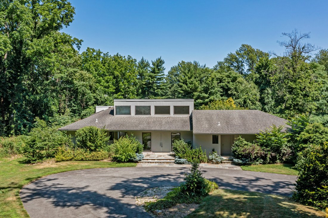 House in Port Washington, New York, United States 3 - 12151730