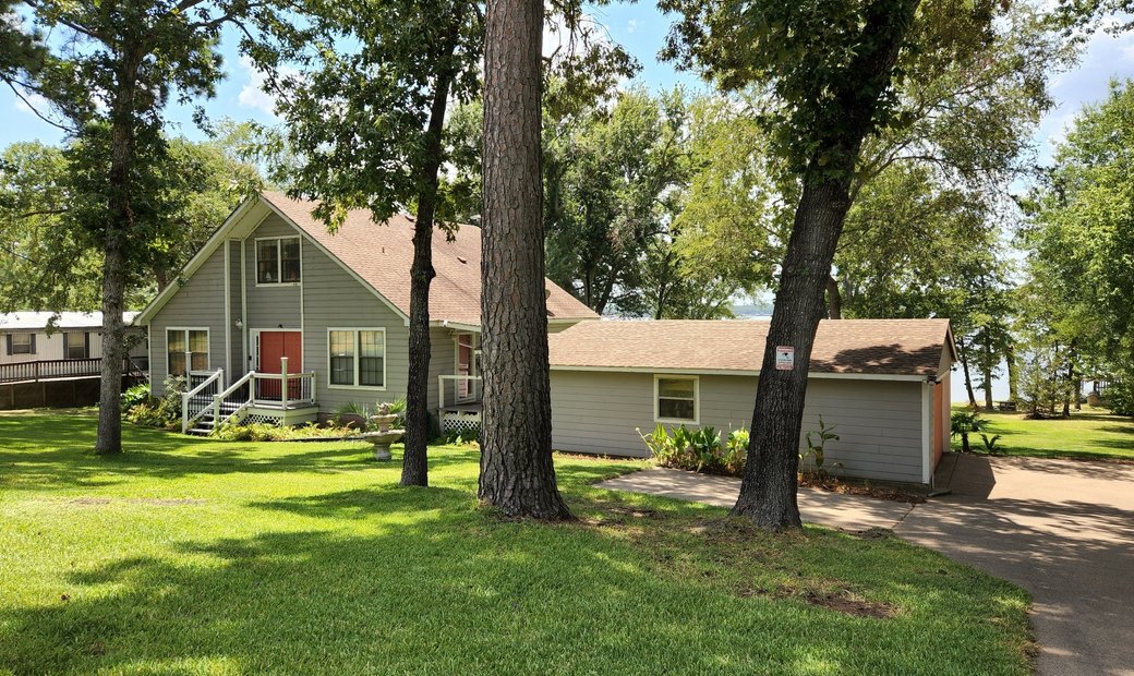 Picturesque Waterfront Home On Lake Palestine En Tyler, Texas, Estados