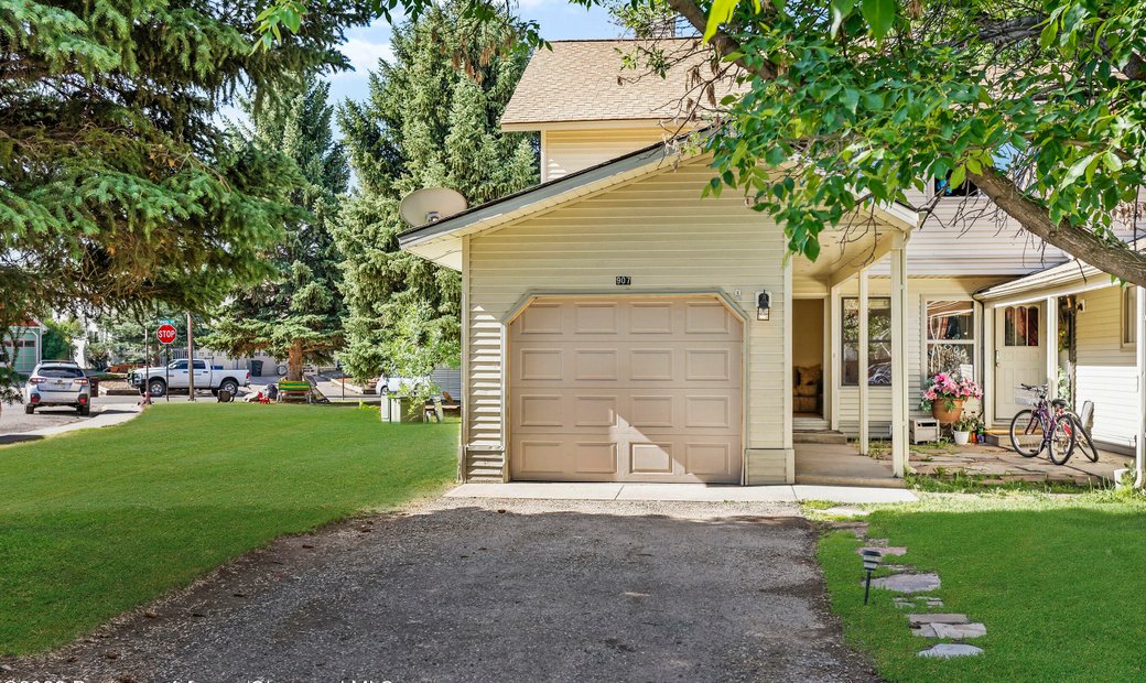 907 Village In Carbondale, Colorado, United States For Sale (12155269)