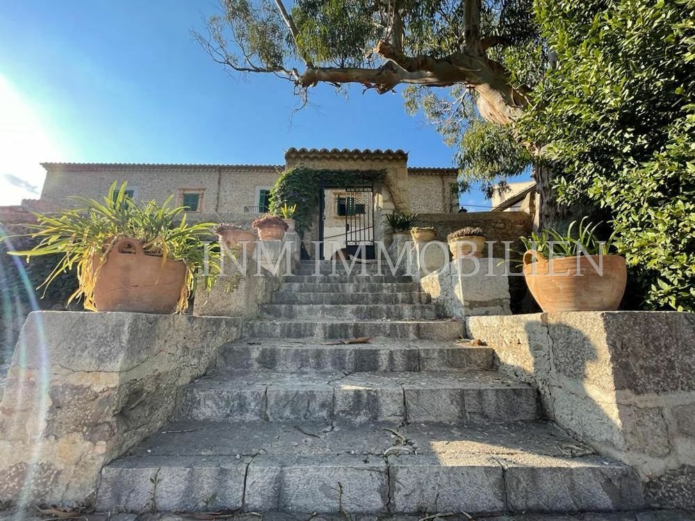 Estate in Mancor de la Vall, Balearic Islands, Spain 3 - 12155753