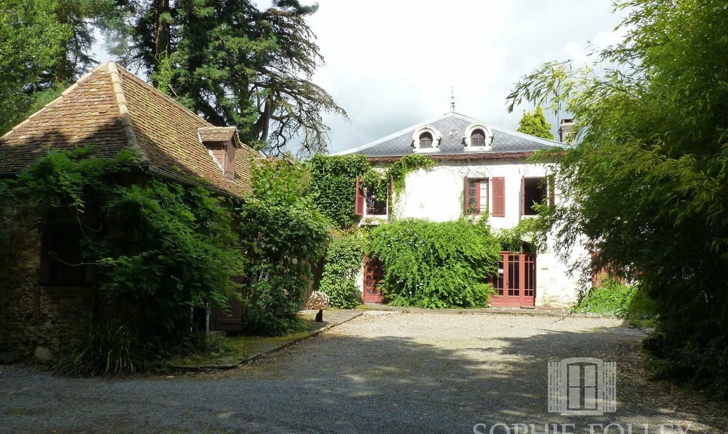 Beautiful Property, With Gîtes In Salies De Béarn, Nouvelle Aquitaine