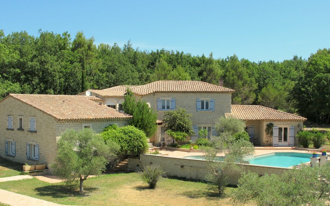 Property With Mansion And Gites In Lauris, Provence Alpes Côte D'azur ...