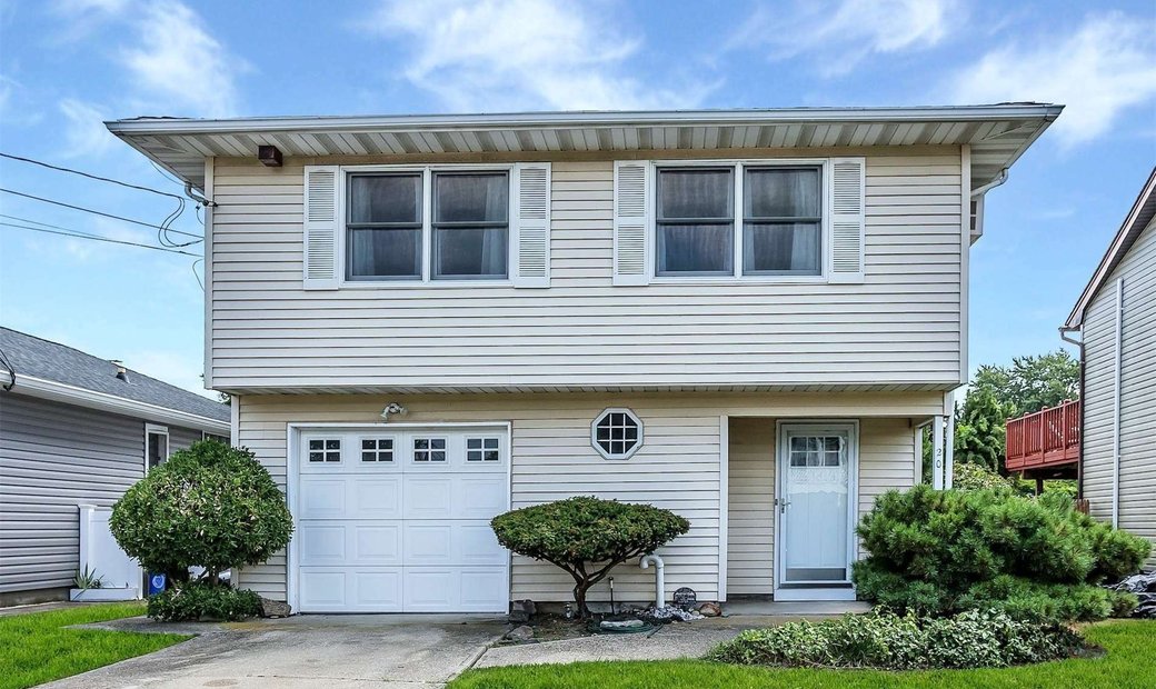 Maison Amityville Dans Amityville, état De New York, états Unis à