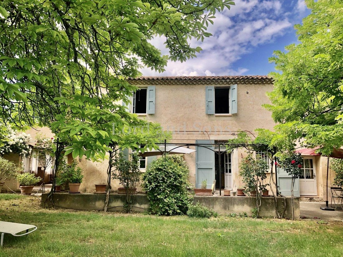 Sole Agent Ansouis Renovated In Ansouis, Provence Alpes Côte D'azur