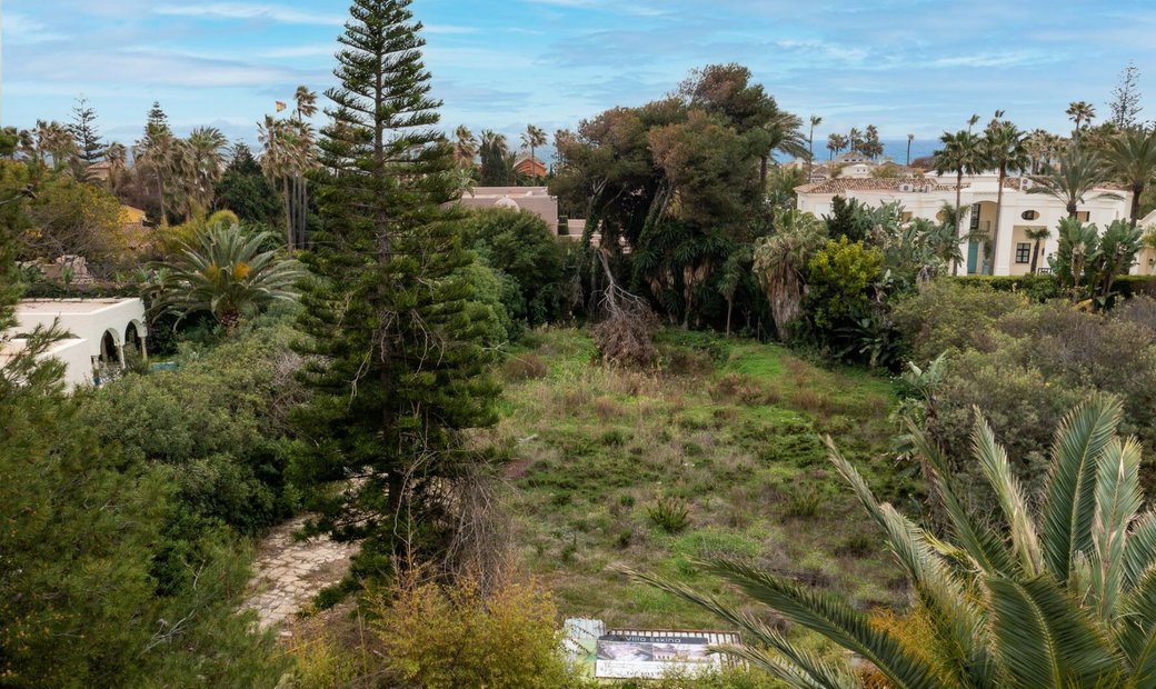 Plot For Sale Walking Distance To The Beach In Atalaya Isdabe, Andalusia, Spain For Sale (12156443)