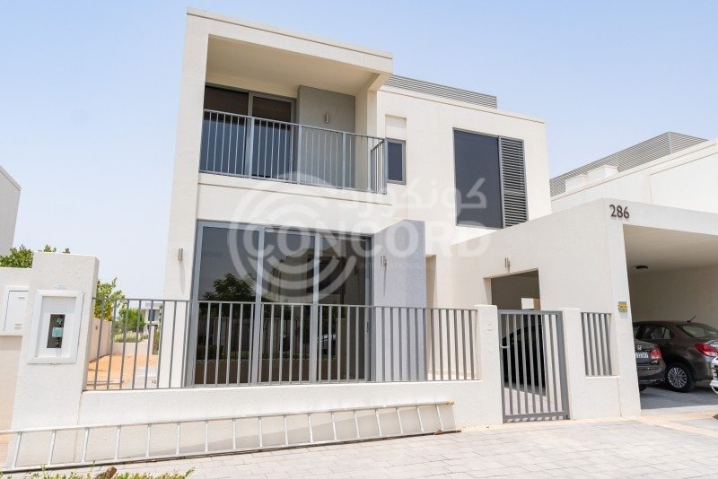 Villa in Dubai Hills Estate, Dubai, United Arab Emirates 1 - 12178354