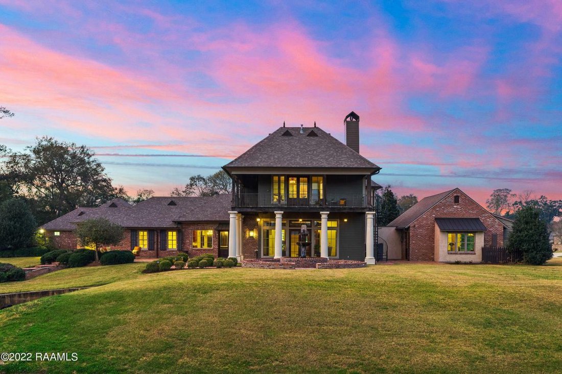 Exquisite Custom Built Estate In Broussard, Louisiana, United States